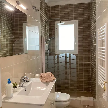 Casa Mcdougall קלפה